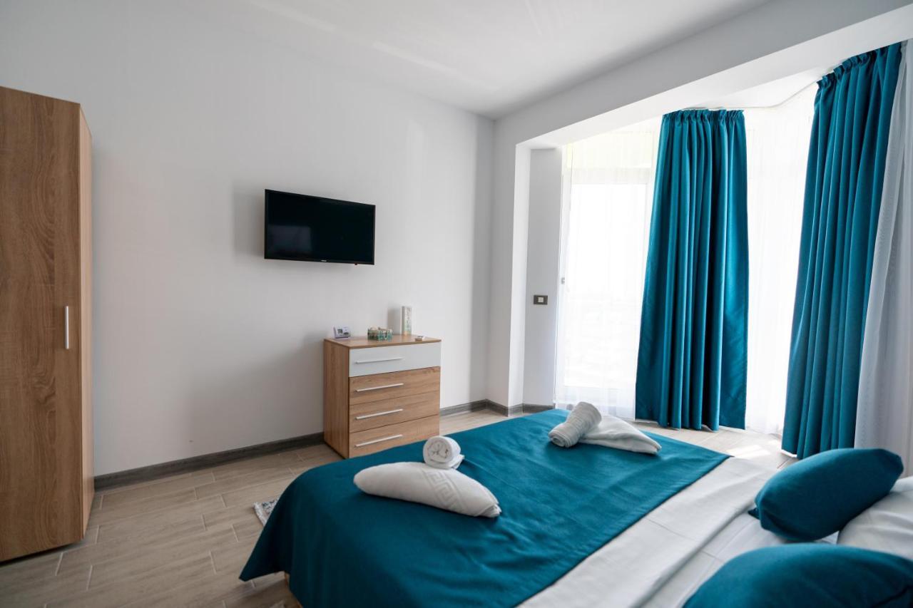 Hugo Beach Pool & Spa Mamaia Nord Apartment *