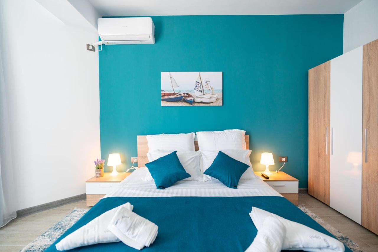 Apartment Hugo Beach Pool & Spa Mamaia Nord