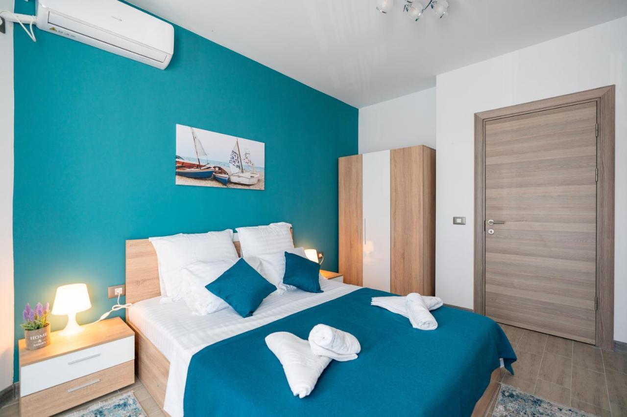 Apartment Hugo Beach Pool & Spa Mamaia Nord *